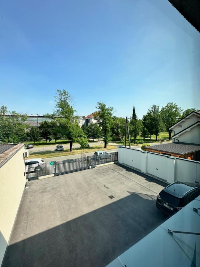 Villa Magdalena Apartments & Rooms Maribor Extérieur photo