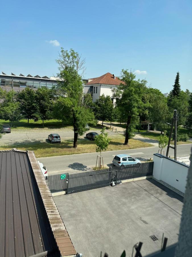 Villa Magdalena Apartments & Rooms Maribor Extérieur photo